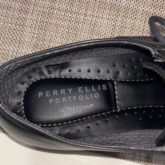 Perry Ellis "Randall" Dress Shoes. Men's size 12. Excellent condition. Sharp! - Picture 3 of 7